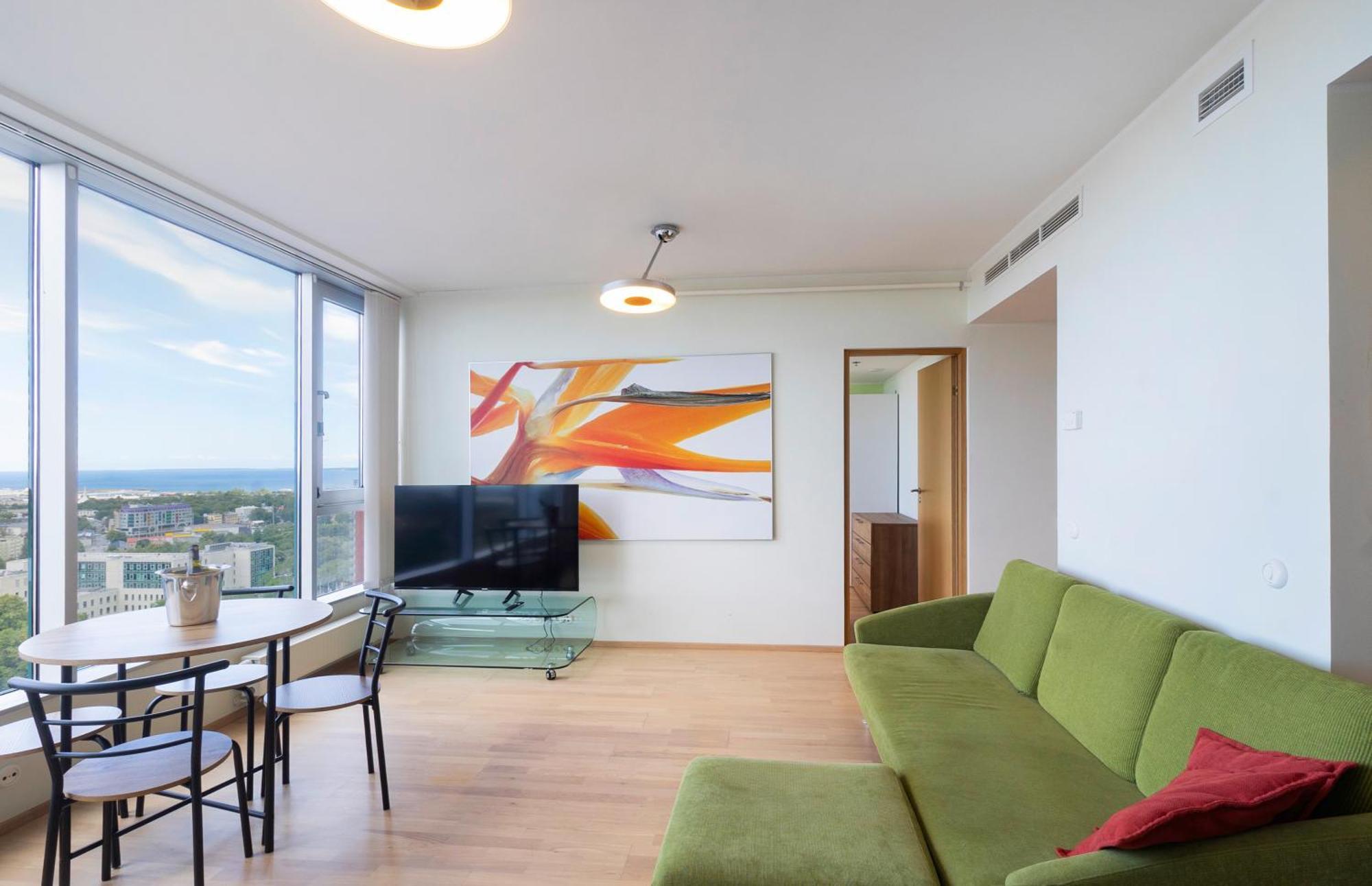 Revalia Fahle Airport Bus-Station Apartments With Best Views Eksteriør billede